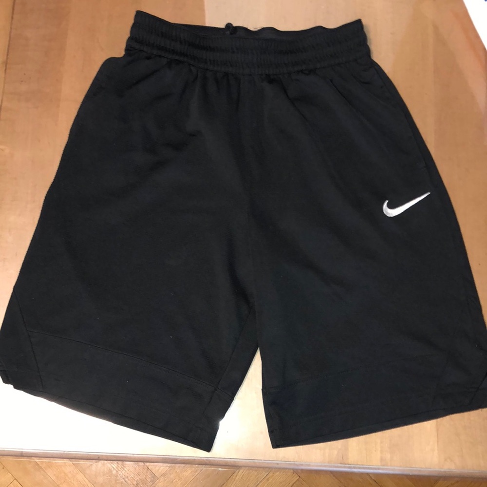 Nike Men’s Shorts Size Small Black